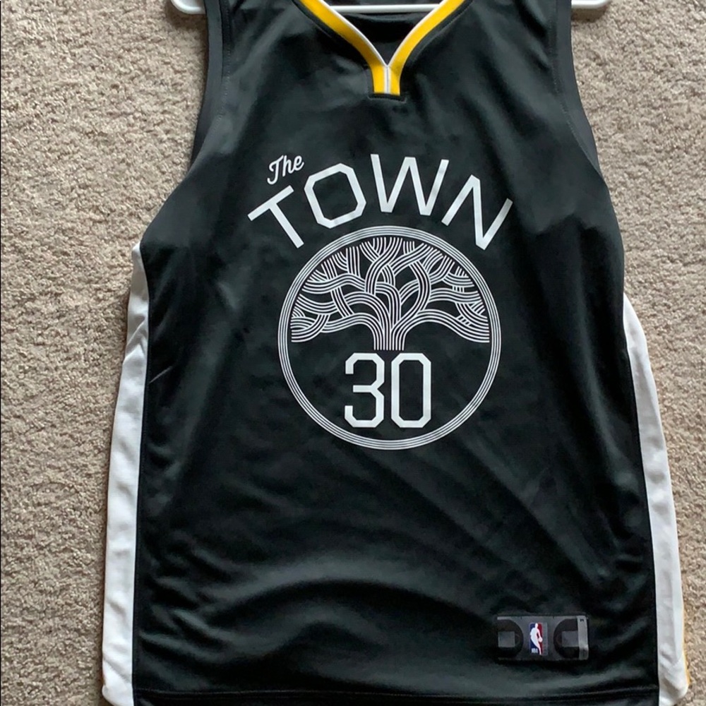 Flight reacts jersey